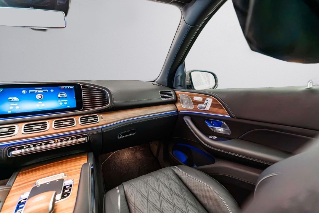 Mercedes-Benz GLS Maybach 600 - foto 17