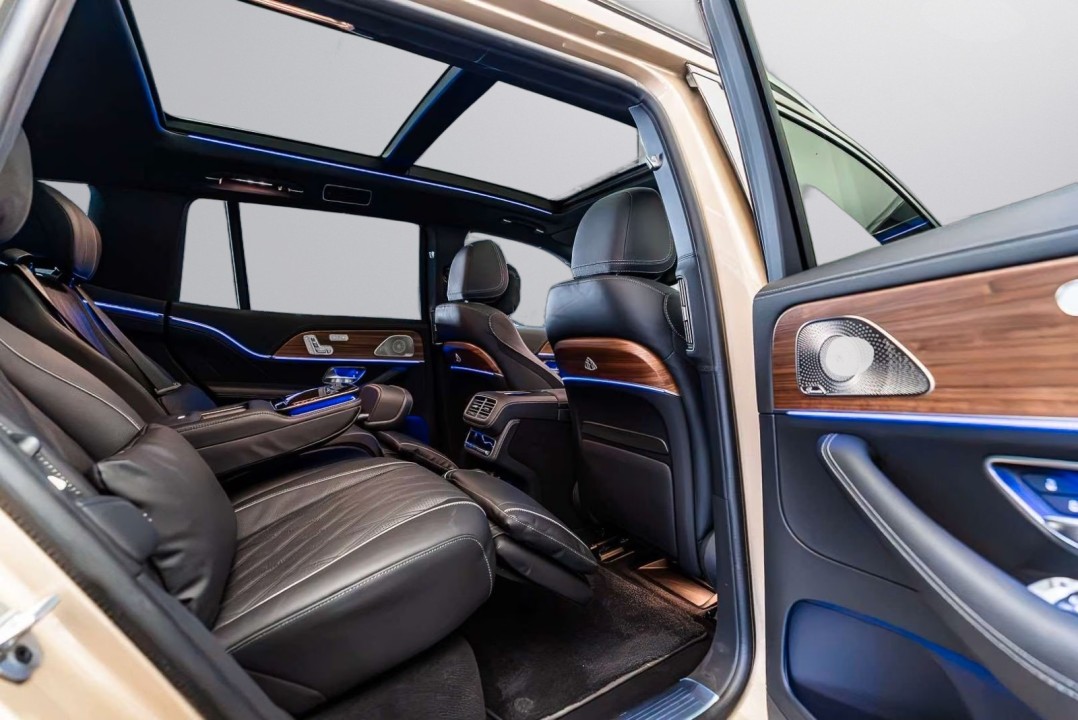 Mercedes-Benz GLS Maybach 600 - foto 13