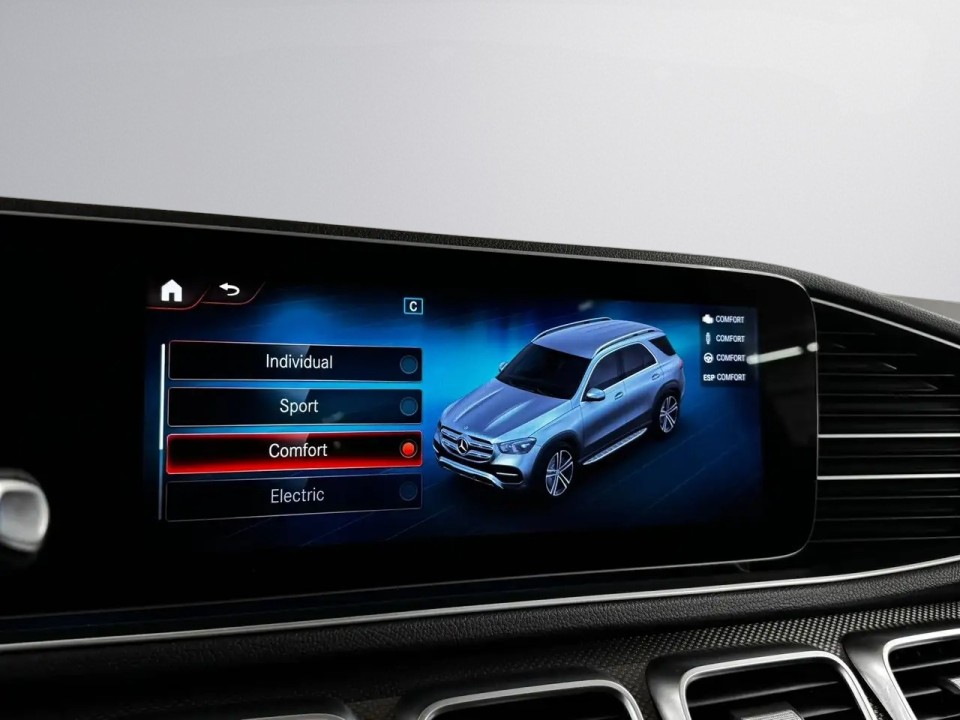 Mercedes-Benz GLE 350de 4MATIC AMG Line - foto 20