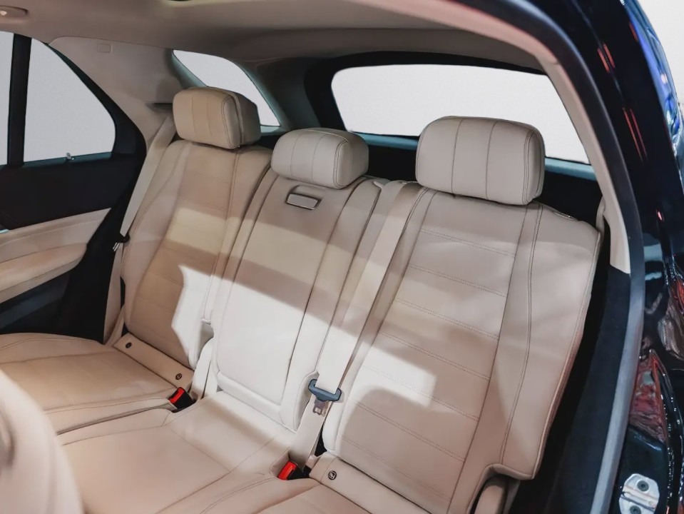 Mercedes-Benz GLE 350de 4MATIC AMG Line - foto 8
