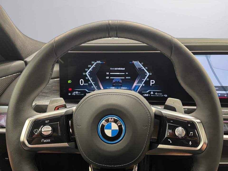 BMW Seria 7 750e xDrive M-Sport - foto 6