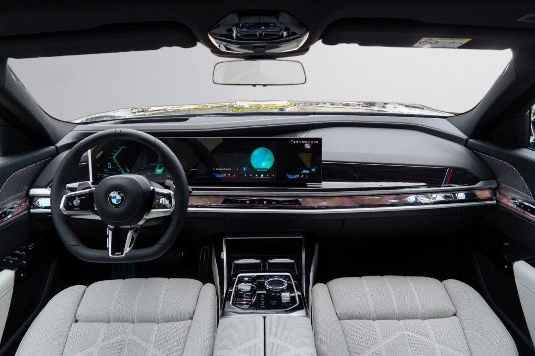 BMW Seria 7 740d xDrive M-Sport - foto 14
