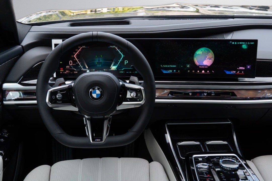 BMW Seria 7 740d xDrive M-Sport - foto 17