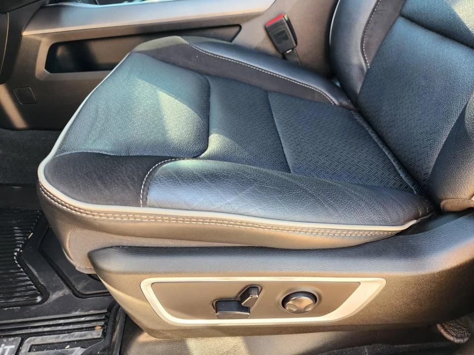 Dodge RAM 1500 Laramie - foto 23