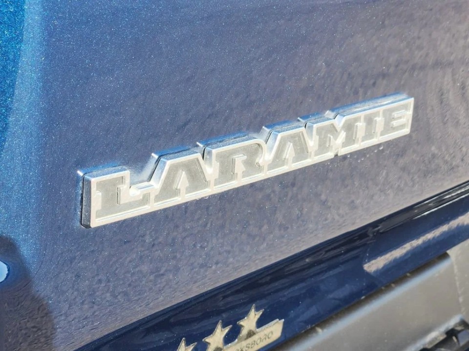 Dodge RAM 1500 Laramie - foto 27