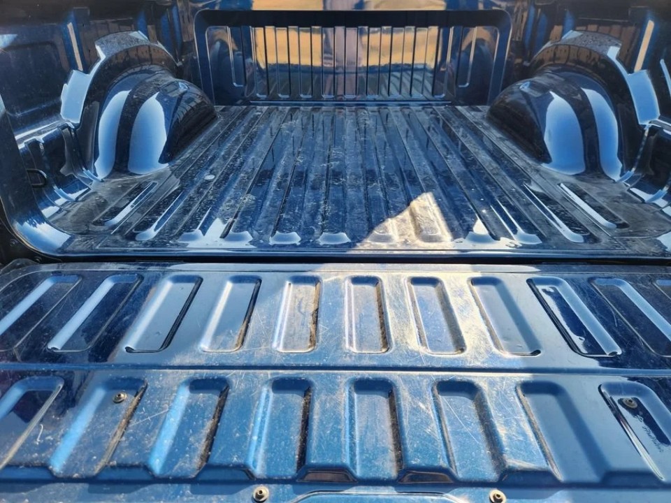 Dodge RAM 1500 Laramie - foto 24