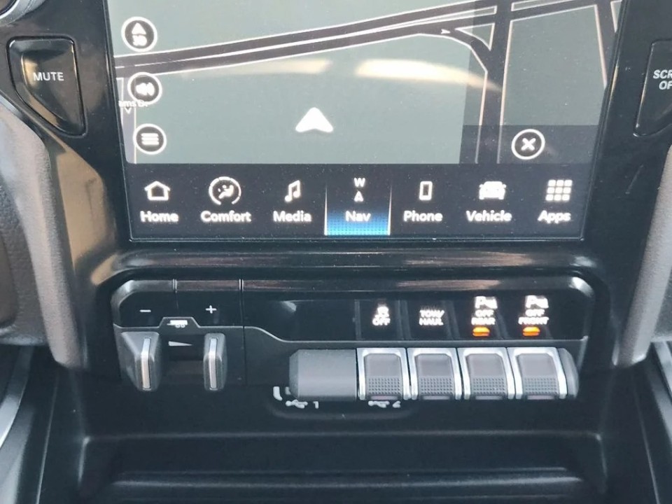 Dodge RAM 1500 Laramie - foto 14