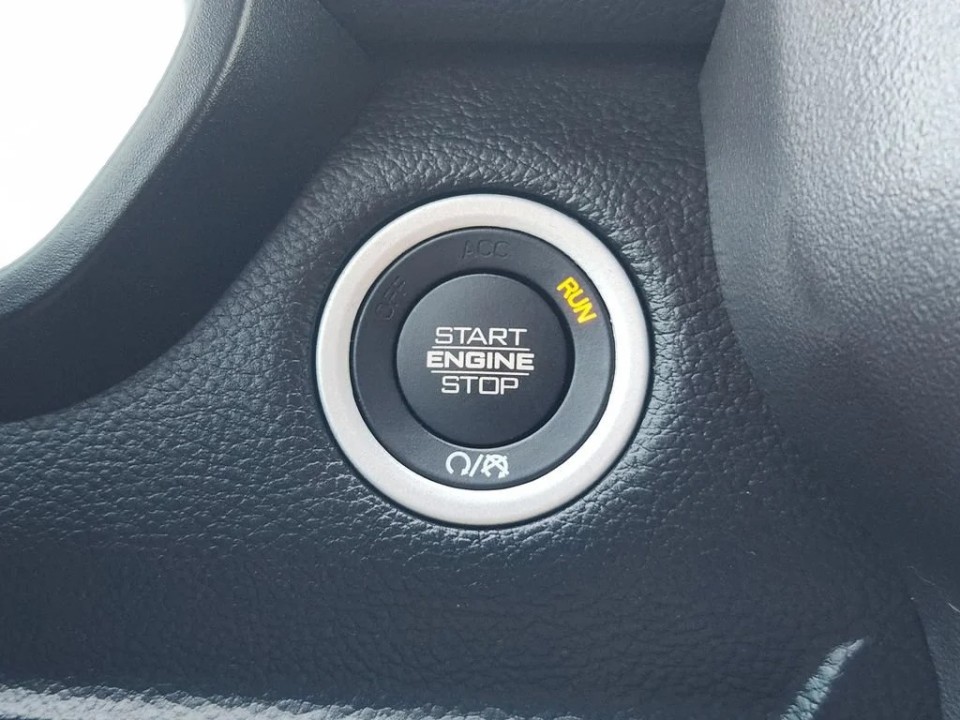 Dodge RAM 1500 Laramie - foto 18