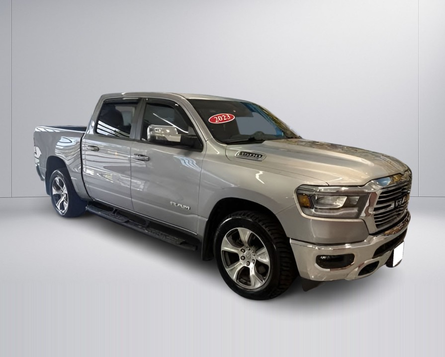 Dodge RAM 1500 Laramie (2)