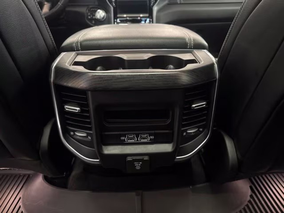 Dodge RAM 1500 Laramie - foto 23