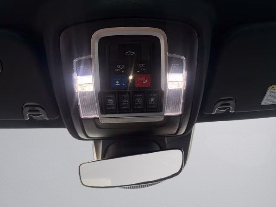 Dodge RAM 1500 Laramie - foto 29