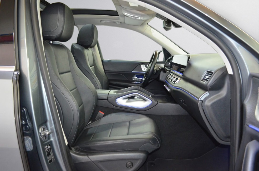Mercedes-Benz GLE 300d 4MATIC AMG Line - foto 11