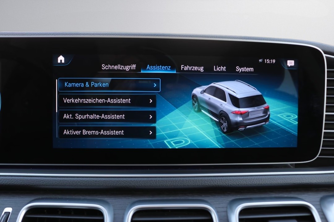 Mercedes-Benz GLE 300d 4MATIC AMG Line - foto 18