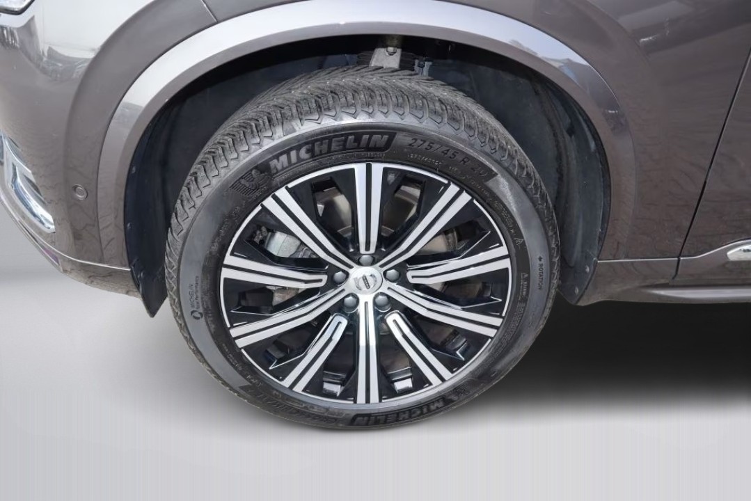 Volvo XC 90 B5 D AWD Ultimate Bright - foto 26