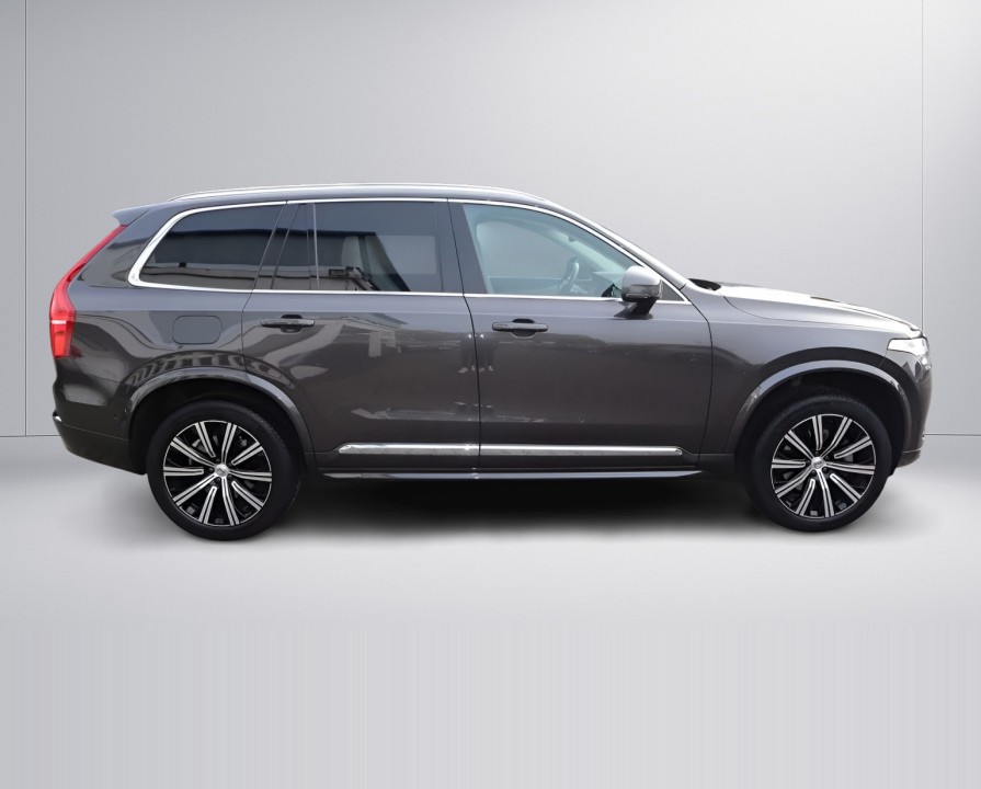 Volvo XC 90 B5 D AWD Ultimate Bright (2)