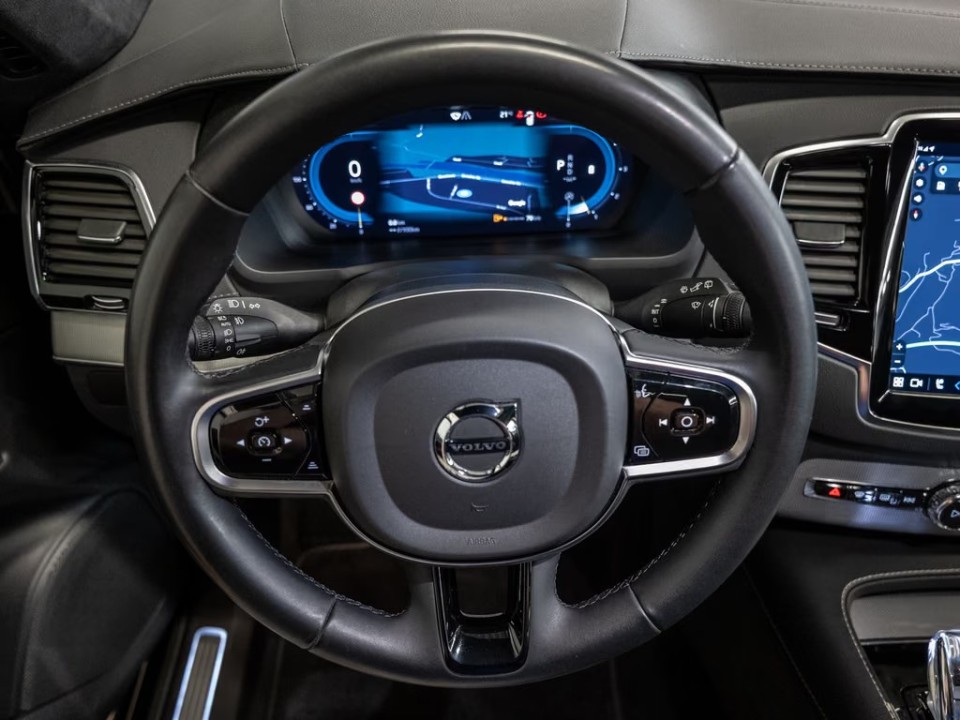 Volvo XC 90 B5 D AWD Ultimate Dark - foto 16