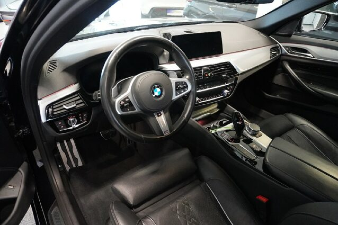 BMW Seria 5 540d xDrive M-Sport - foto 6