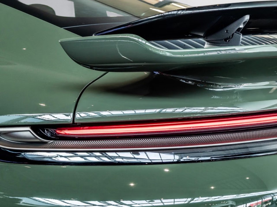 Porsche 911 Turbo S - foto 21