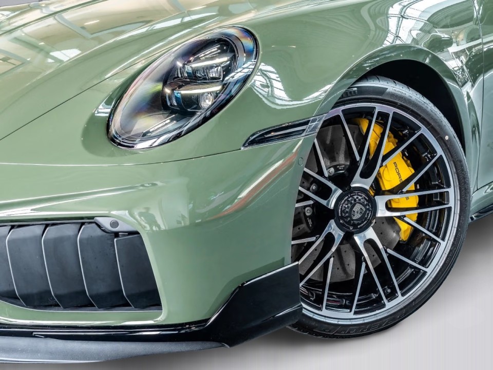 Porsche 911 Turbo S - foto 24