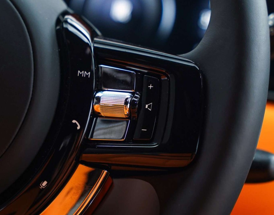 Rolls-Royce Cullinan - foto 17