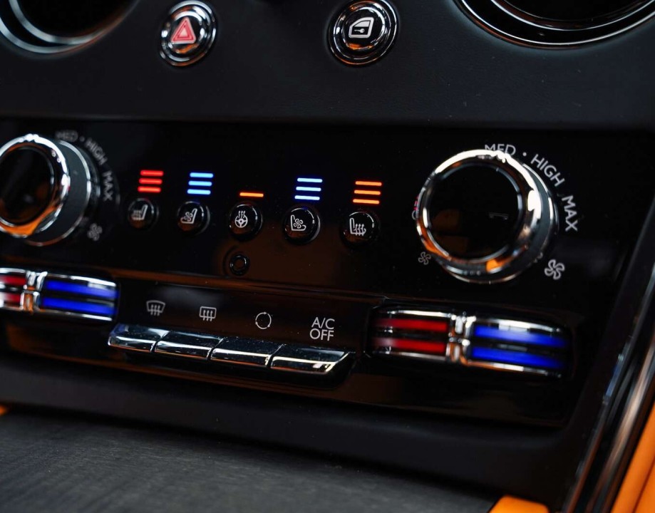 Rolls-Royce Cullinan - foto 18