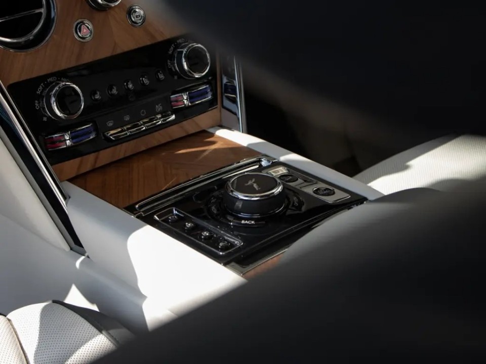 Rolls-Royce Cullinan - foto 20