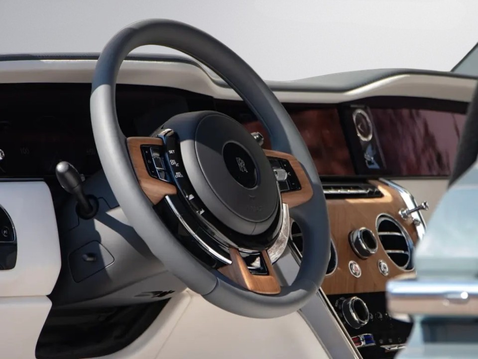 Rolls-Royce Cullinan - foto 9