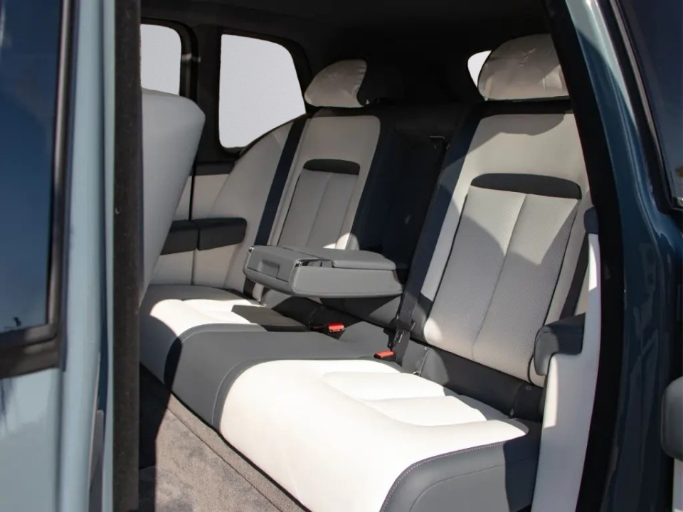Rolls-Royce Cullinan - foto 28