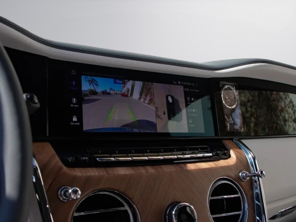 Rolls-Royce Cullinan - foto 29