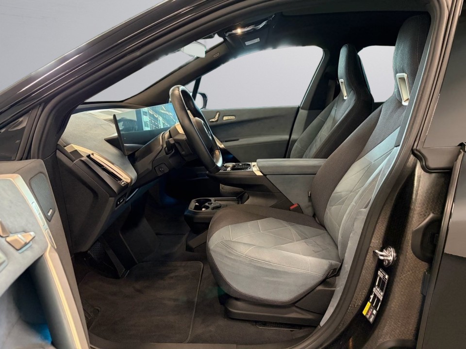 BMW iX xDrive50 - foto 6