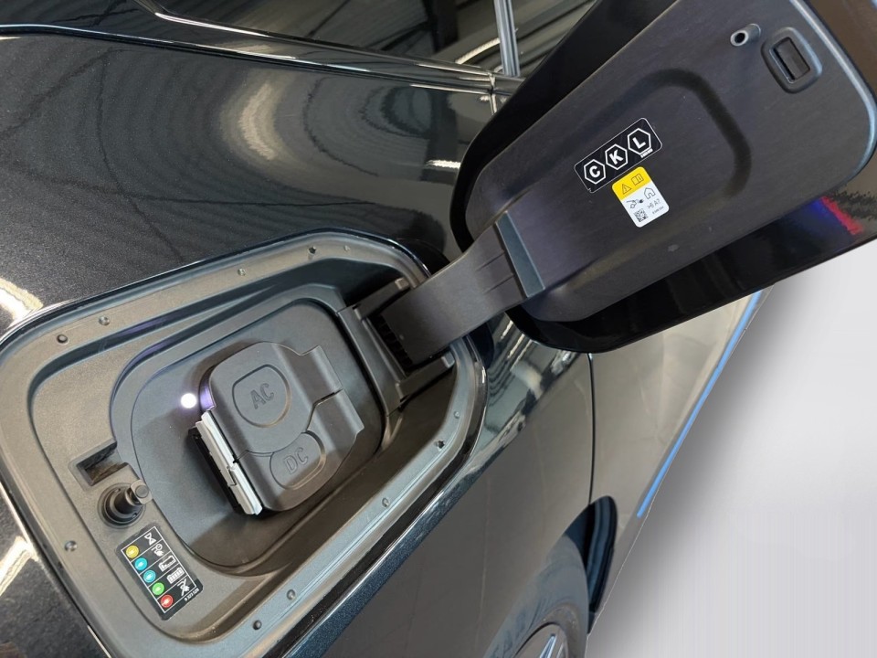 BMW iX xDrive50 - foto 13