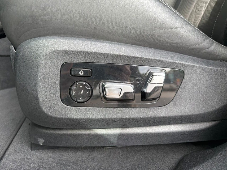BMW X6 xDrive30d M-Sport - foto 20