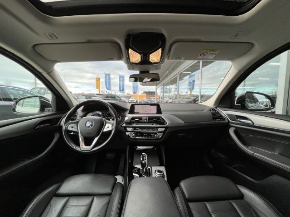 BMW X4 xDrive20d xLine (5)