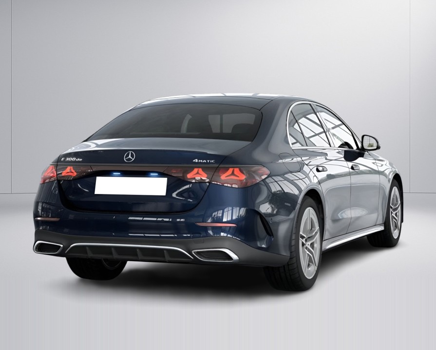 Mercedes-Benz E 300de 4MATIC AMG Line (5)