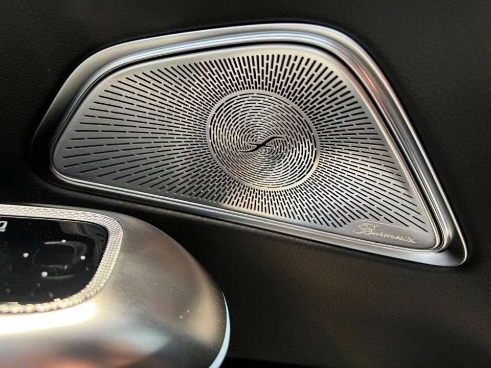 Mercedes-Benz E 200 4MATIC - foto 19