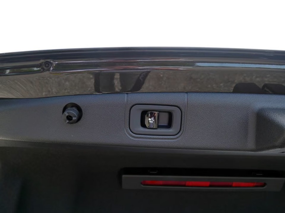Mercedes-Benz E 200 4MATIC Avantgarde - foto 11