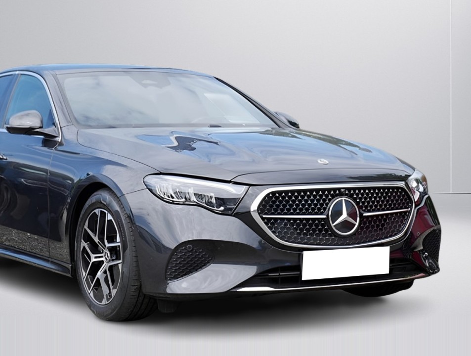 Mercedes-Benz E 200 4MATIC Avantgarde - foto 12