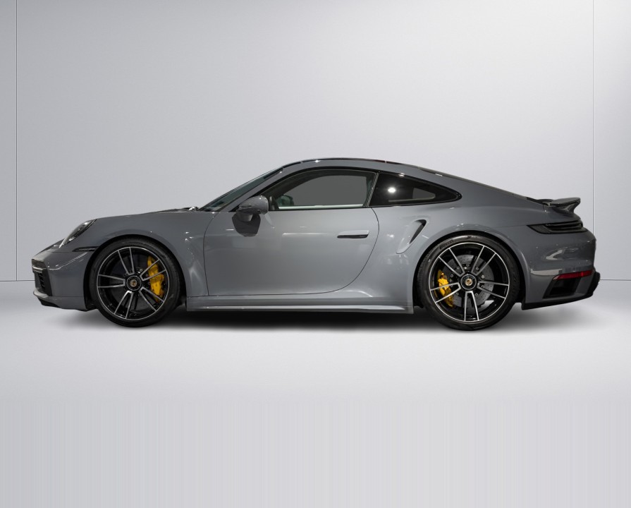 PORSCHE 911 2024 — imagine 3