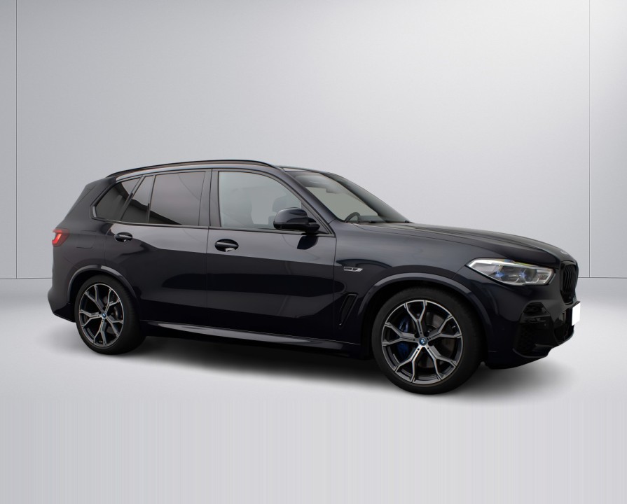BMW X5 xDrive45e M-Sport (2)