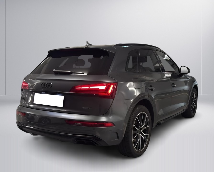 AUDI Q5 2023 — imagine 3