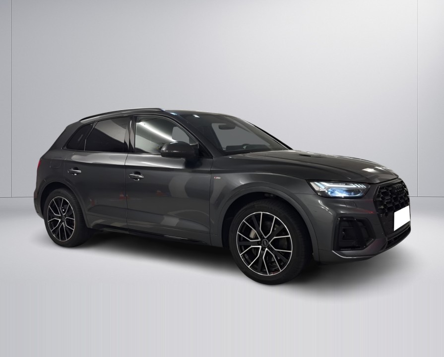 AUDI Q5 2023 — imagine 1