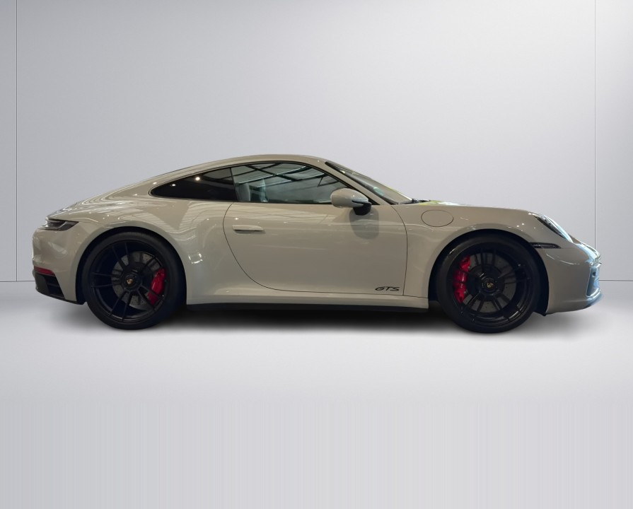 PORSCHE 911 2021 — imagine 2