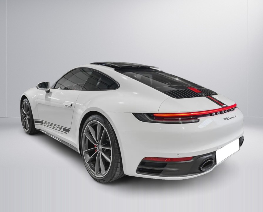 PORSCHE 911 2022 — imagine 5