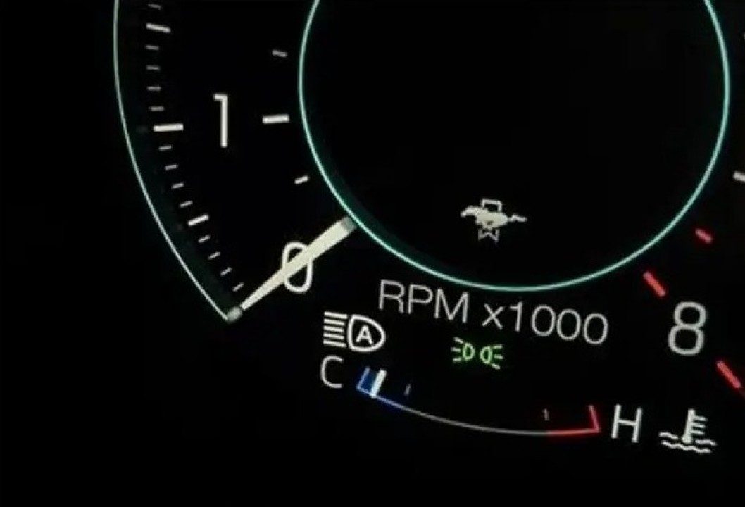 Ford Mustang GT - foto 10