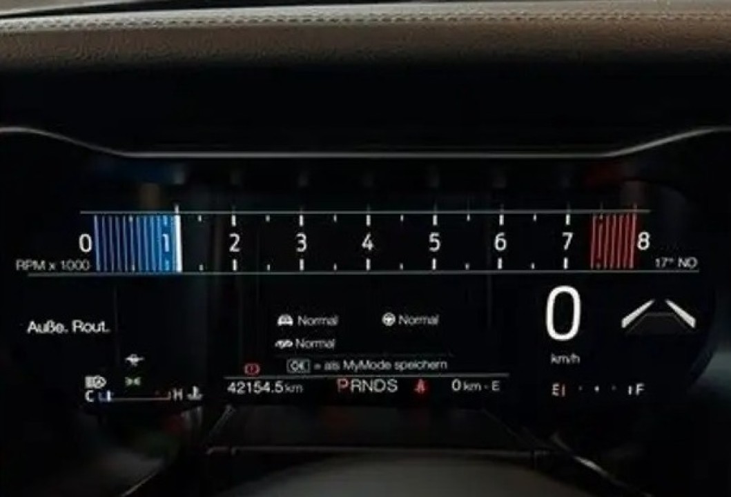 Ford Mustang GT - foto 11