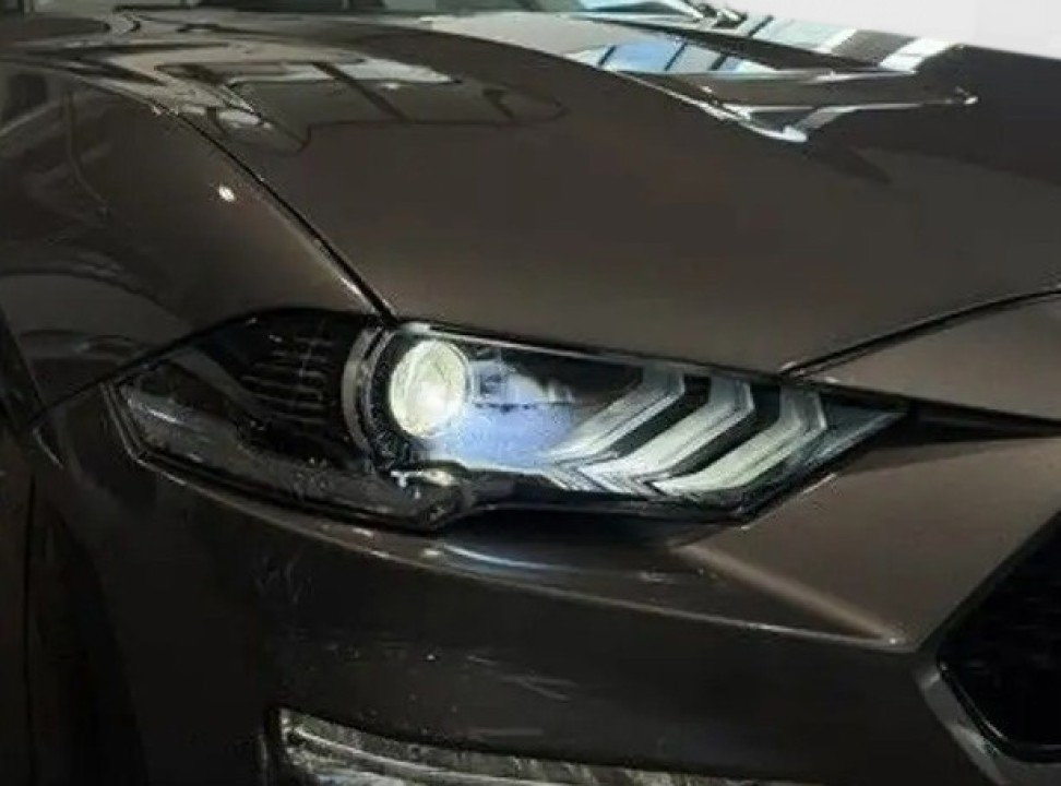 Ford Mustang GT - foto 30