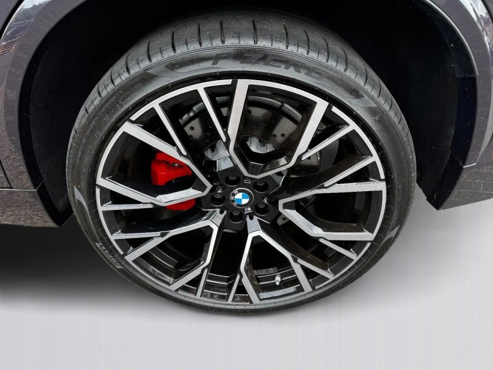 BMW X5 M Competition - foto 43