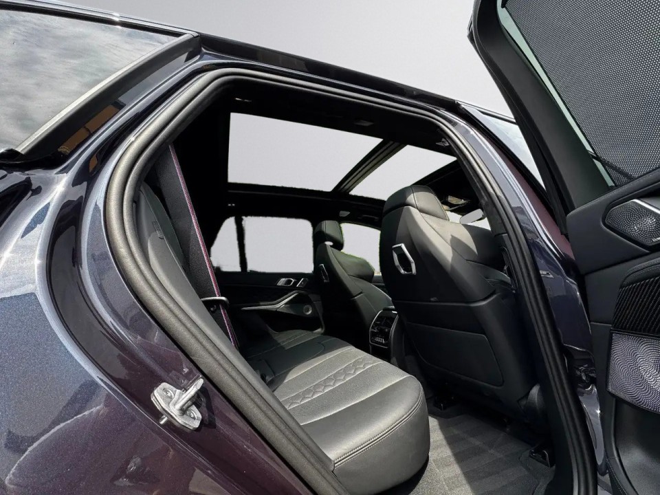 BMW X5 M Competition - foto 27