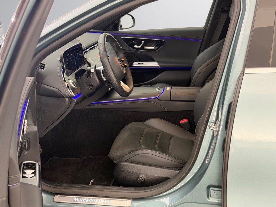 Mercedes-Benz E 300e 4MATIC AMG Line - foto 9
