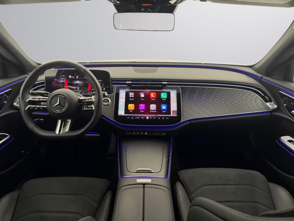 Mercedes-Benz E 300e 4MATIC AMG Line - foto 25